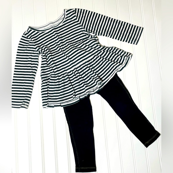 EUC Lot of Gap & Gap Disney Outfits - Picture 14 of 16